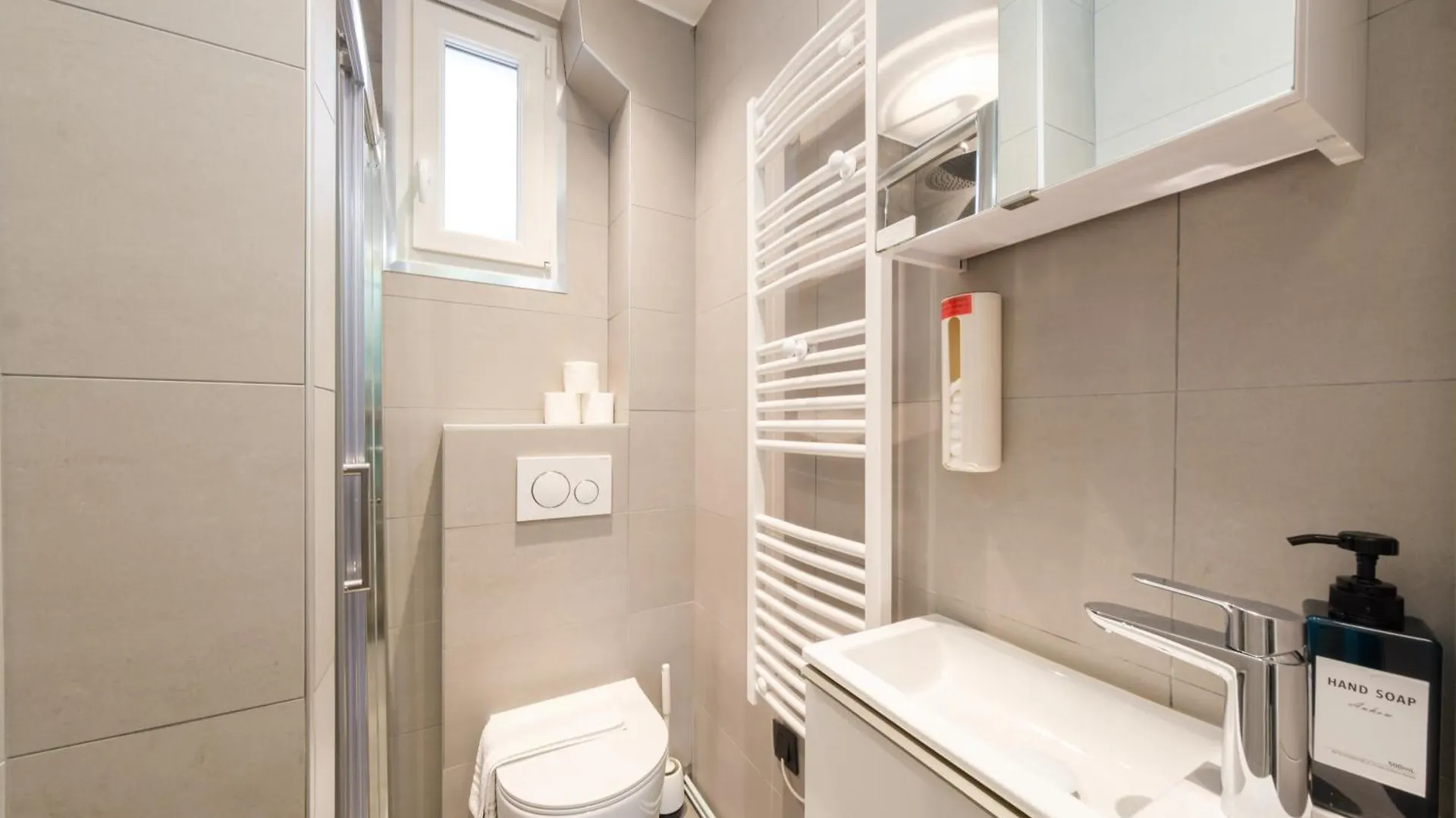 Mgic Apartment 4P Montmartre Parigi 0*,
